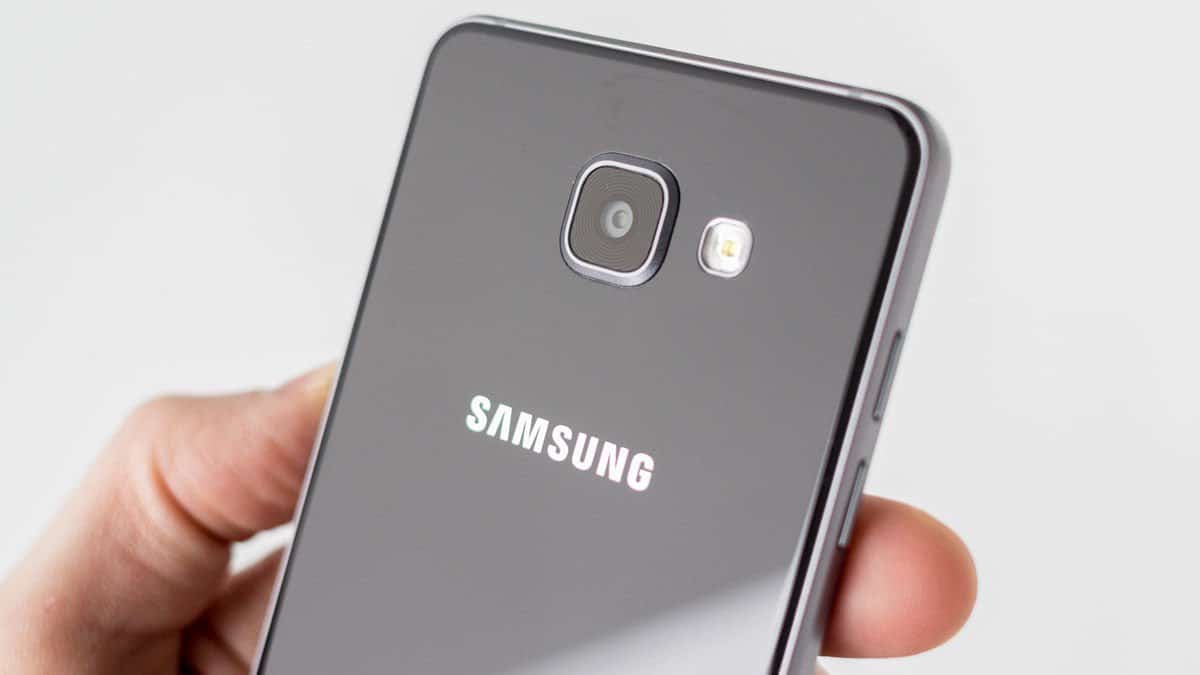 Galaxy A5 (2017) : une vidéo de 10 minutes nous dit tout avant son annonce