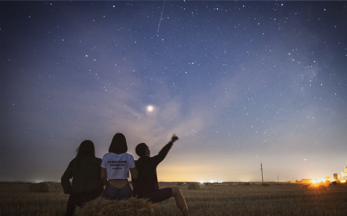 Ne manquez pas cette pluie d’étoiles filantes discrète mais fascinante : voici quand et comment admirer les Taurides du Nord en novembre 2025