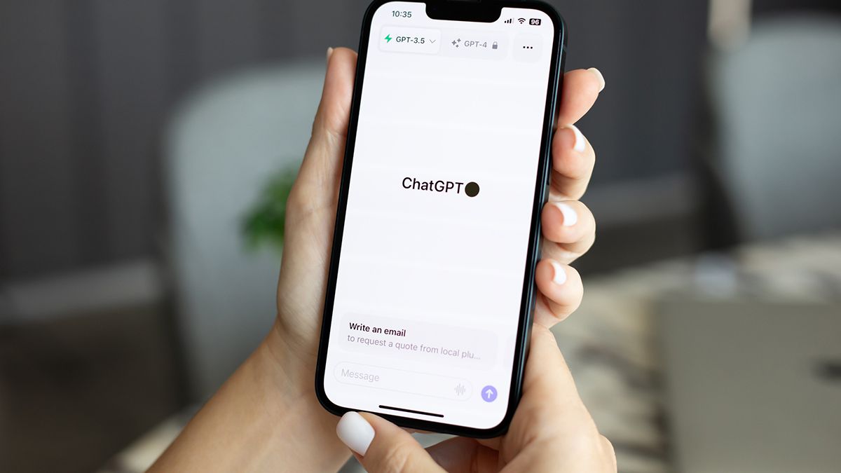 ChatGPT : l'application Android et iOS rattrape enfin son retard sur la version web avec cette fonctionnalité essentielle