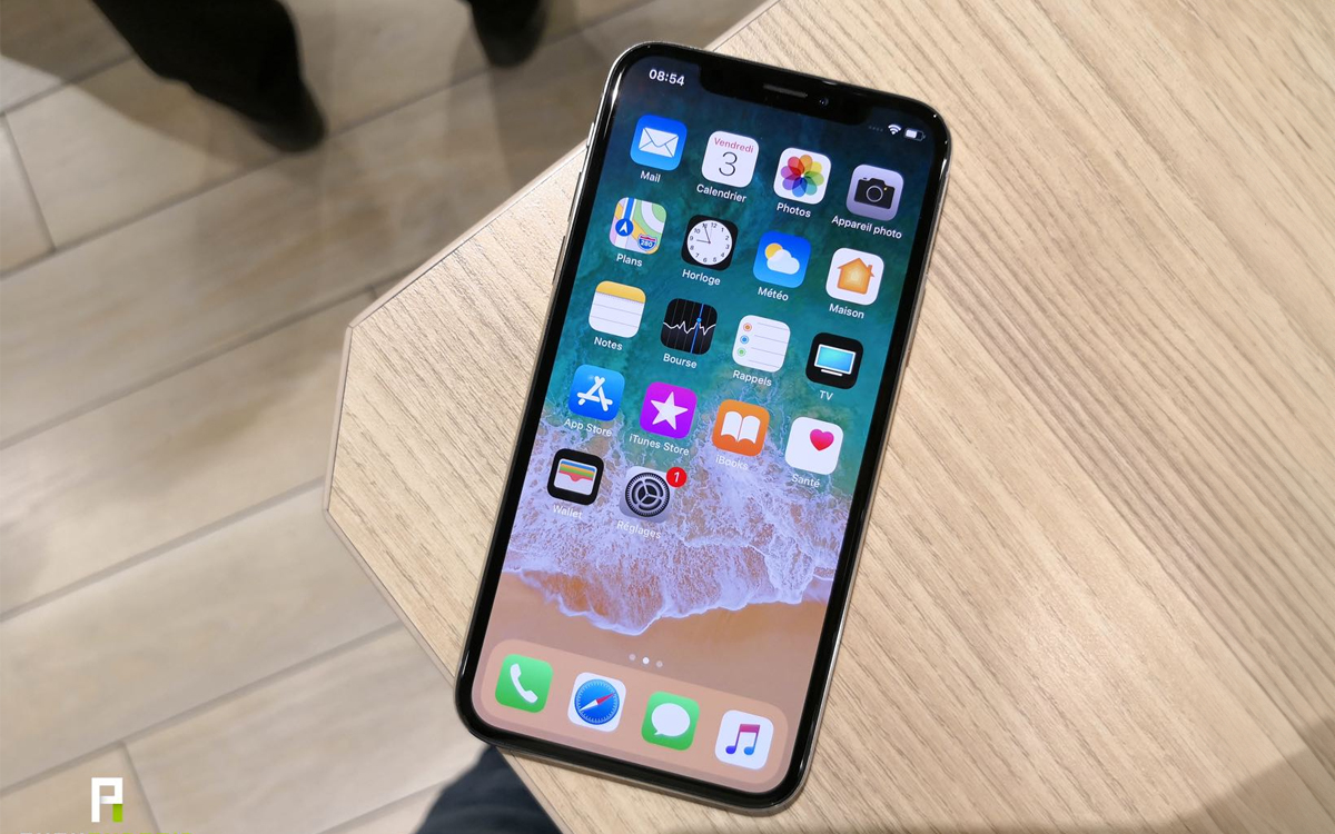 iPhone X