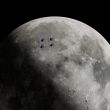 satellites face cachee lune