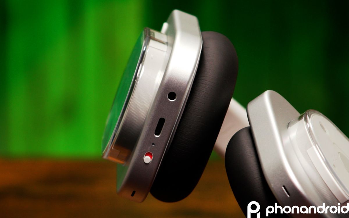 Headphone 1