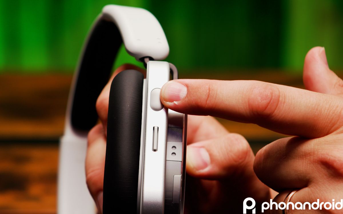 Headphone 1