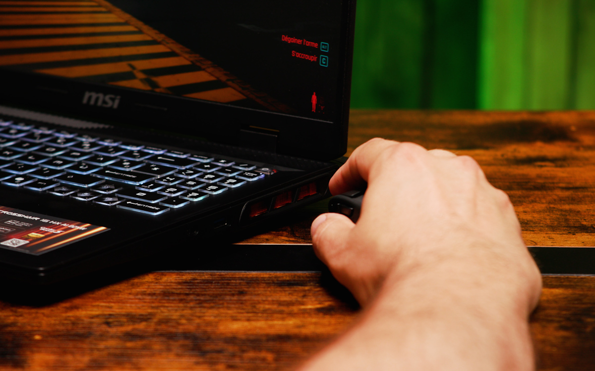 MSI Crosshair 16