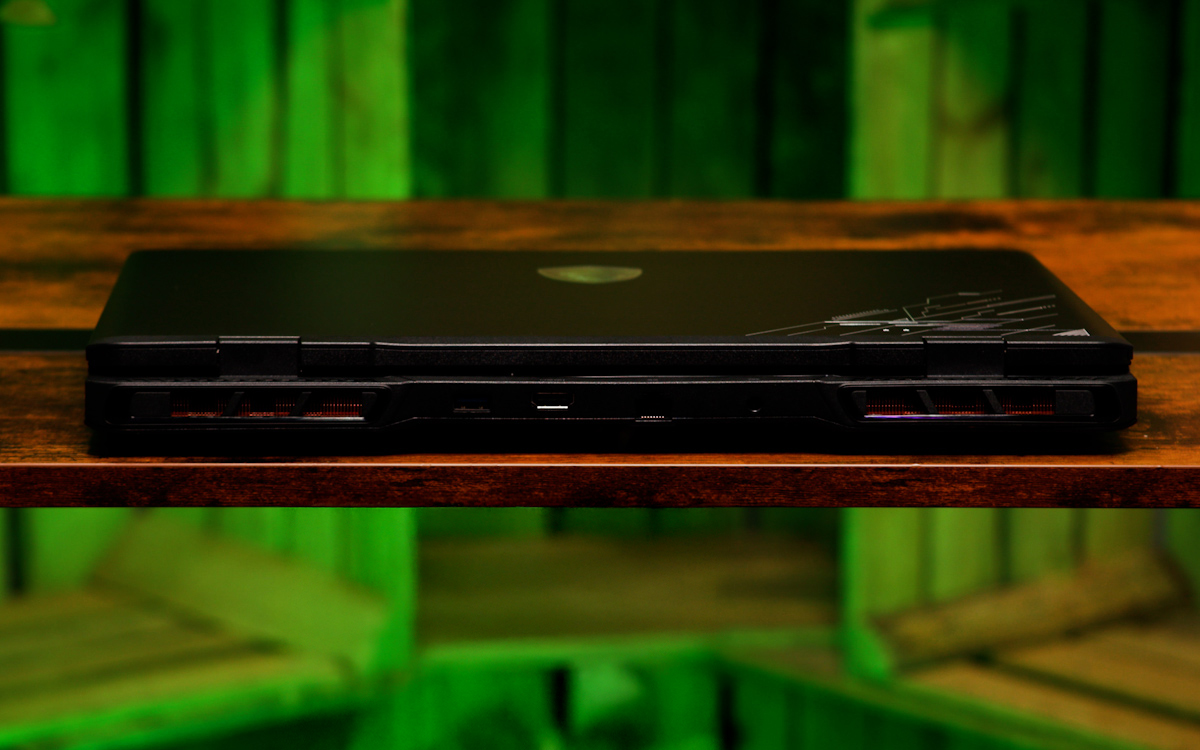 MSI Crosshair 16