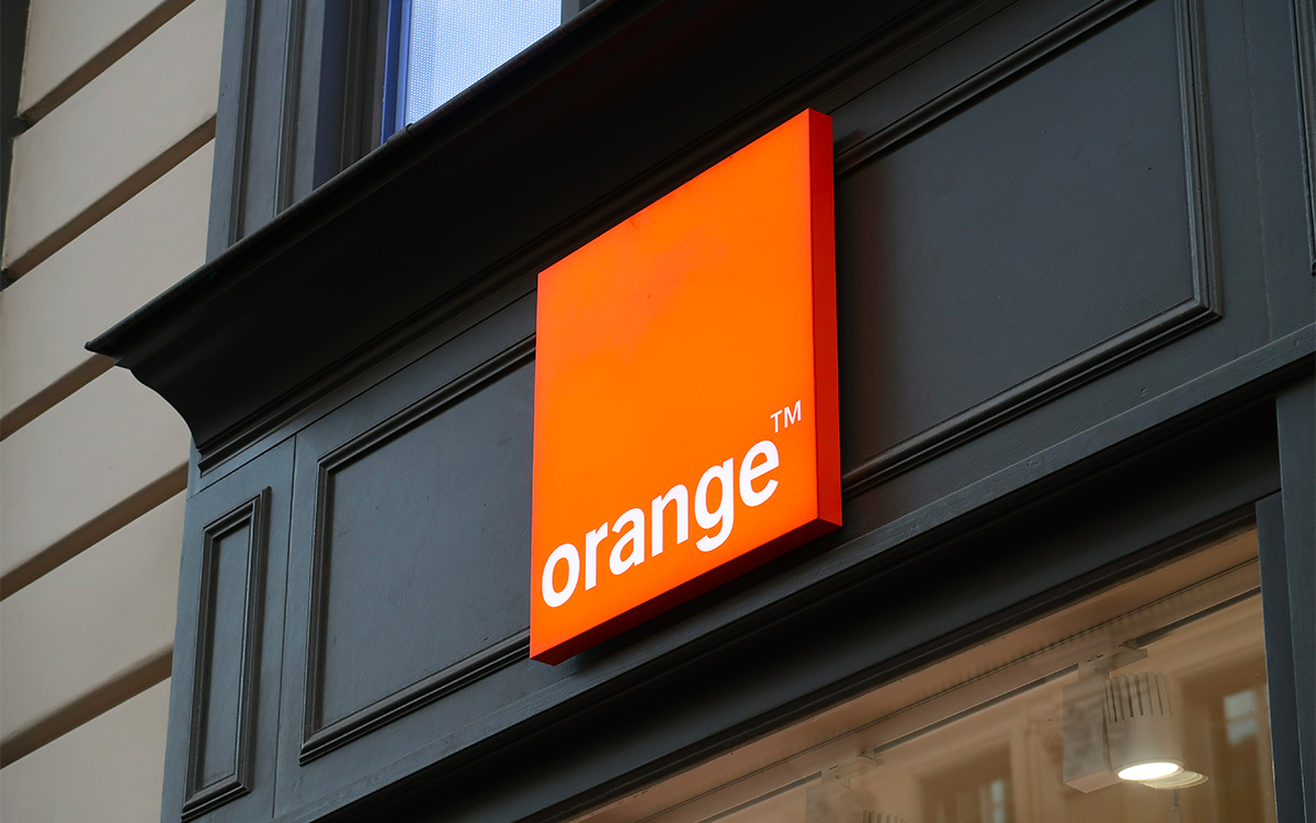 Orange logo boutique Crédits : Adobe Stock