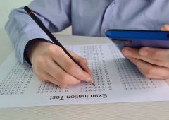 Triche examen gadget