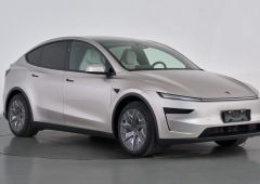 tesla model yl