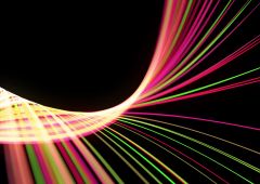 Fréquence ultra rapide communications sans fil IA