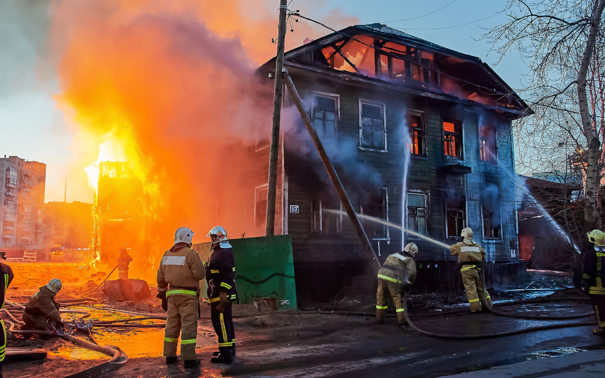 Son smartphone met le feu à sa maison, elle poursuit le fabricant en justice et obtient une belle somme