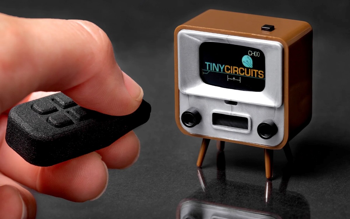 Retour vers la nostalgie avec ce mini lecteur vidéo inspiré des télévisions vintage