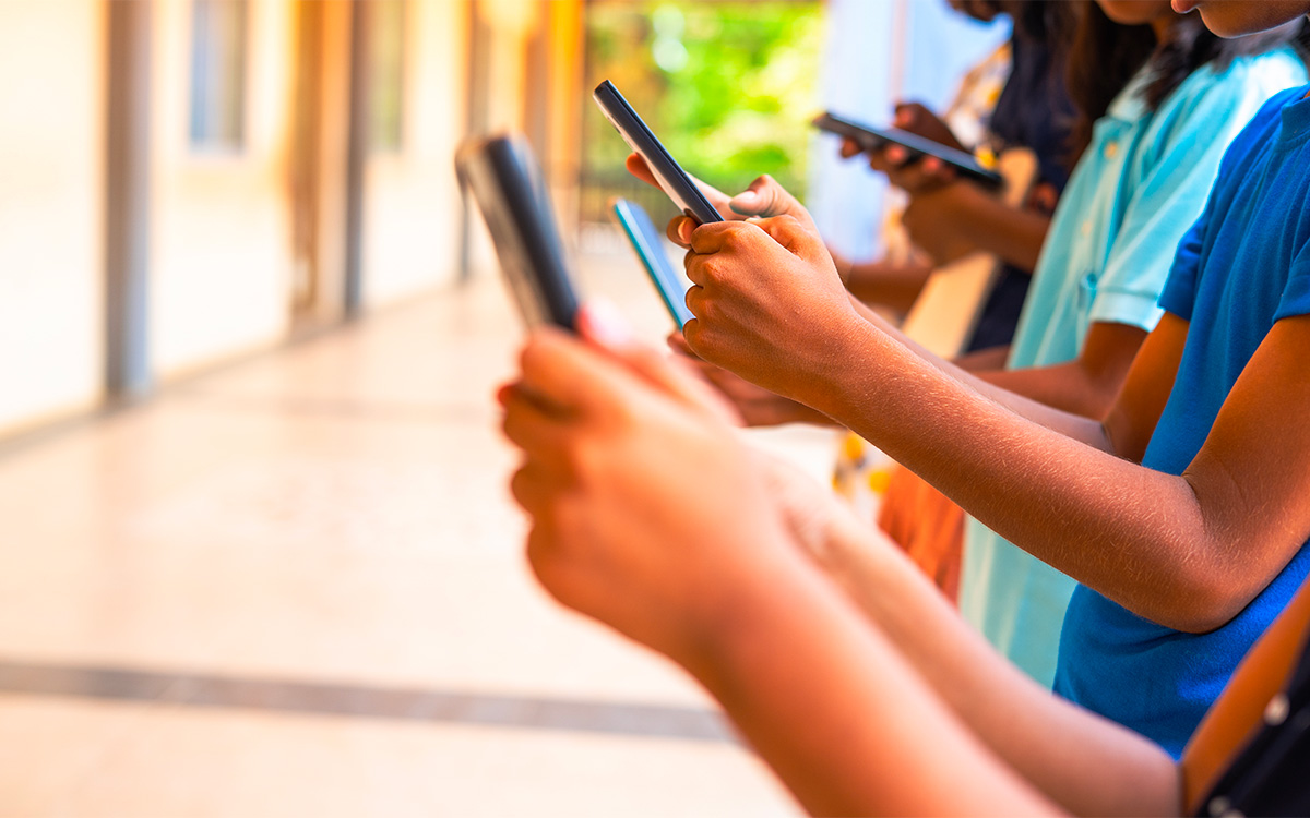 A l’approche de la rentrée scolaire, voici comment transformer son smartphone en compagnon d’études