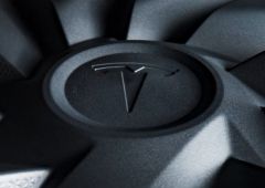 Teaser Tesla