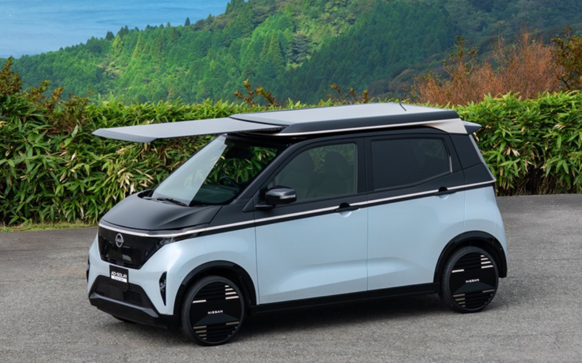 Nissan veut vous faire économiser 3000 kilomètres de recharge par an grâce à ce panneau solaire déployable