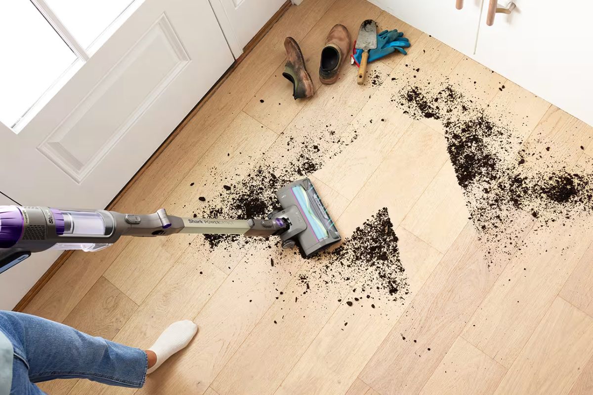 Shark PowerDetect Clean & Empty