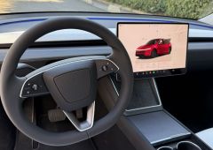 Tesla Model Y Propulsion 2025 interieur