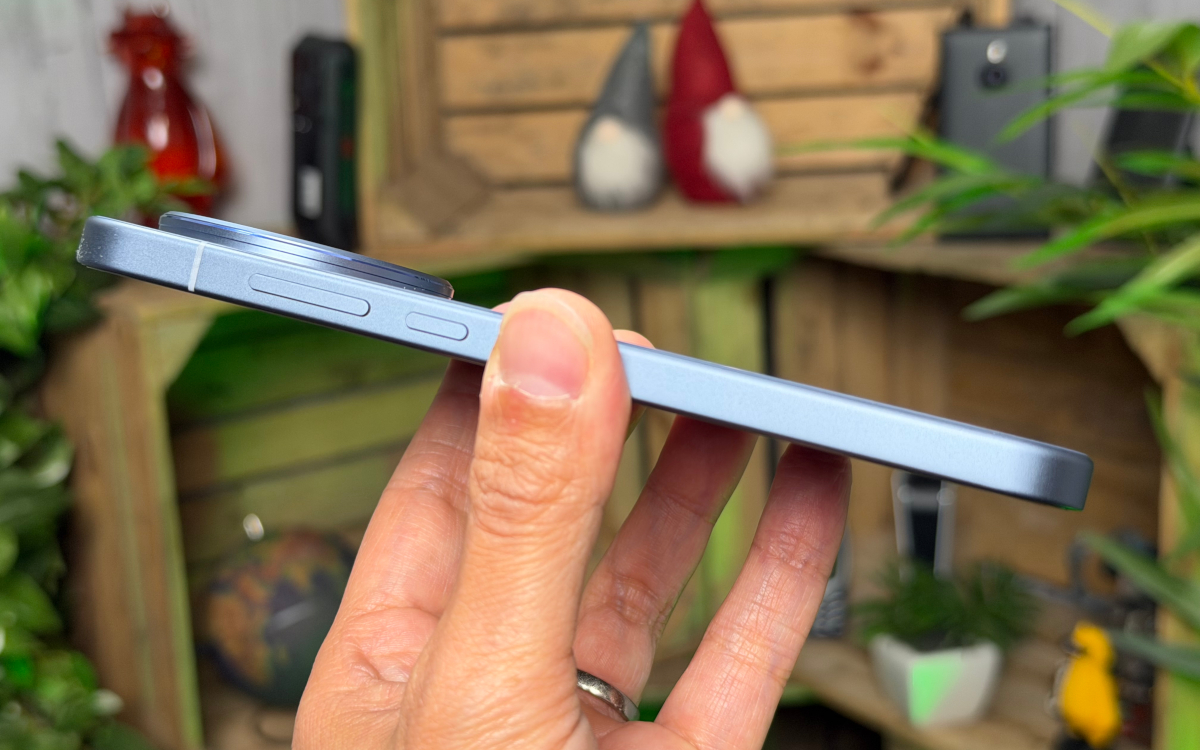 realme gt 8 pro design