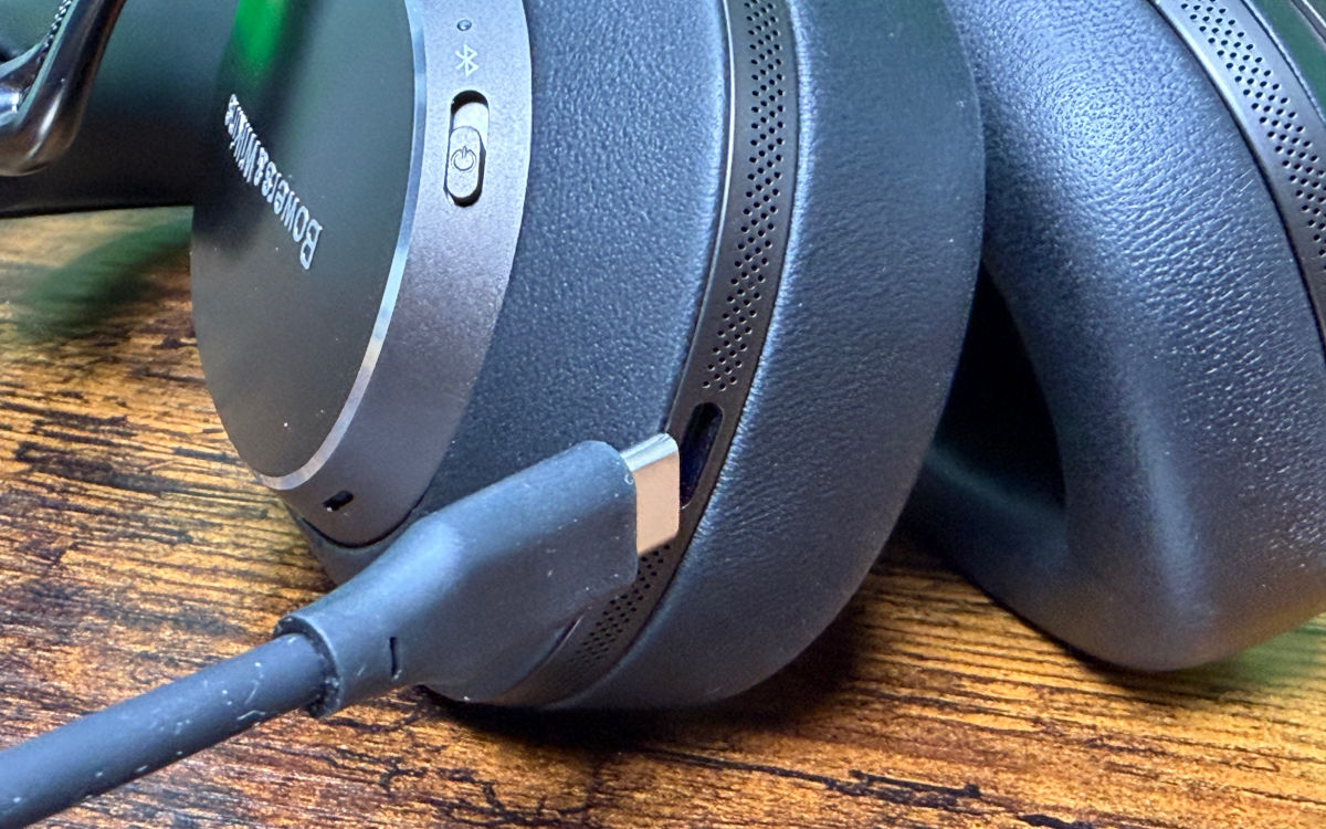 bowers & wilkins px8 s2 test