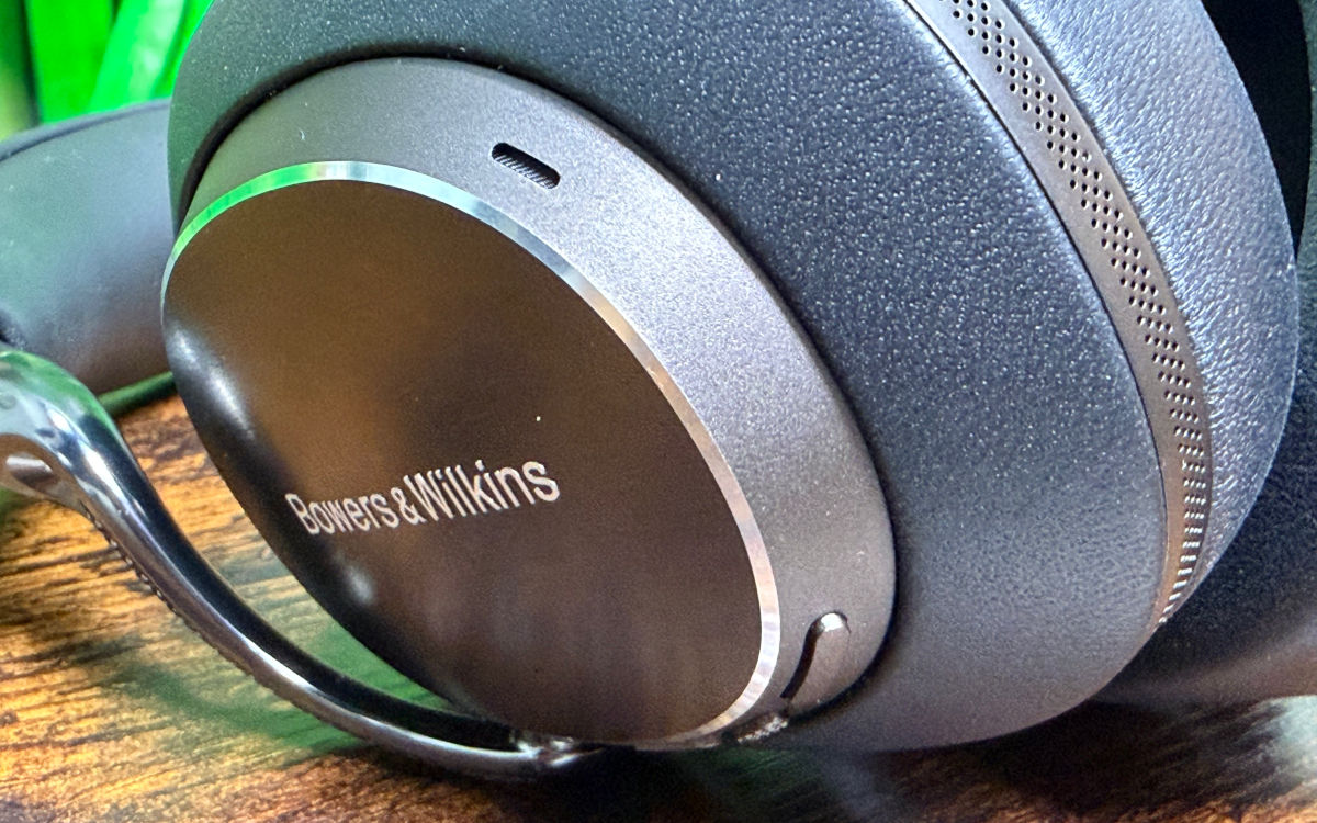 bowers & wilkins px8 s2 test