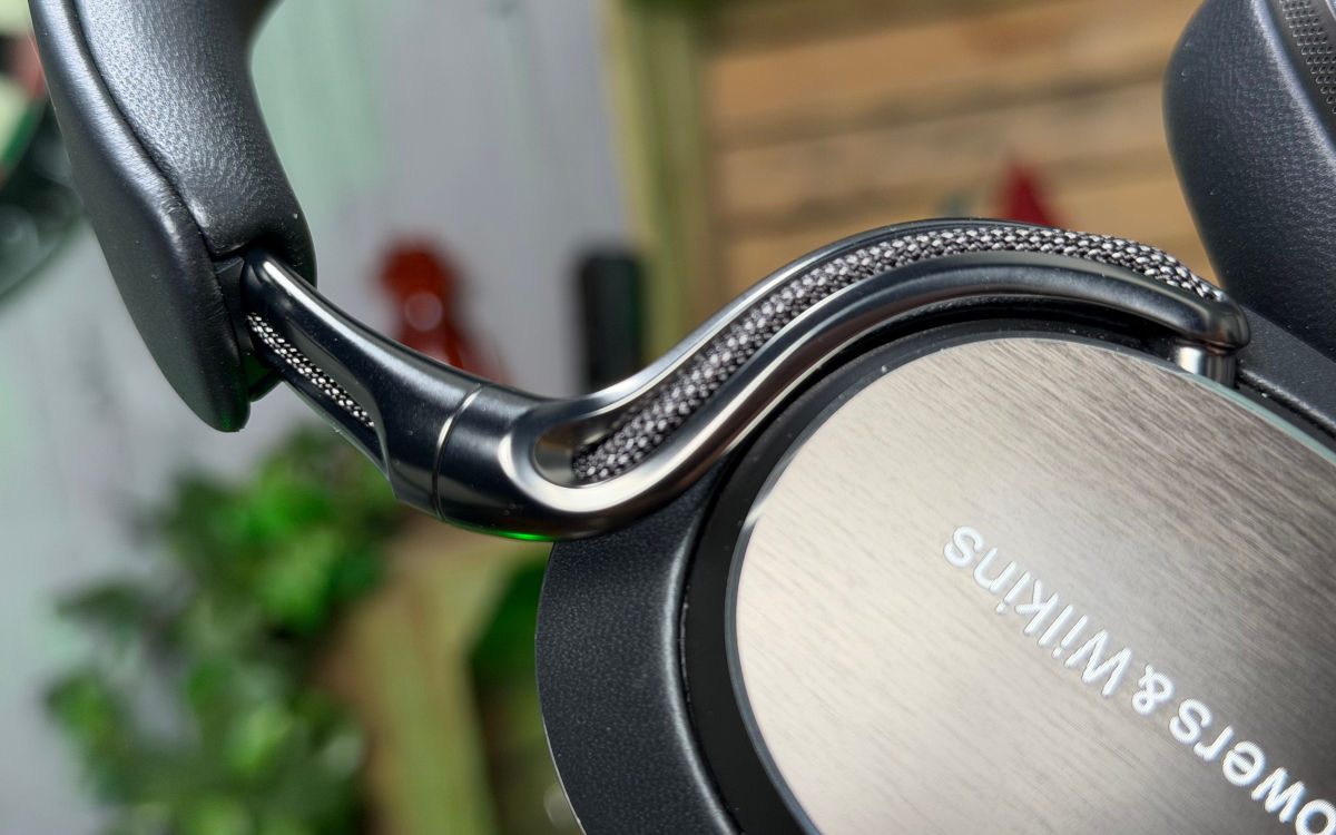 bowers & wilkins px8 s2 test