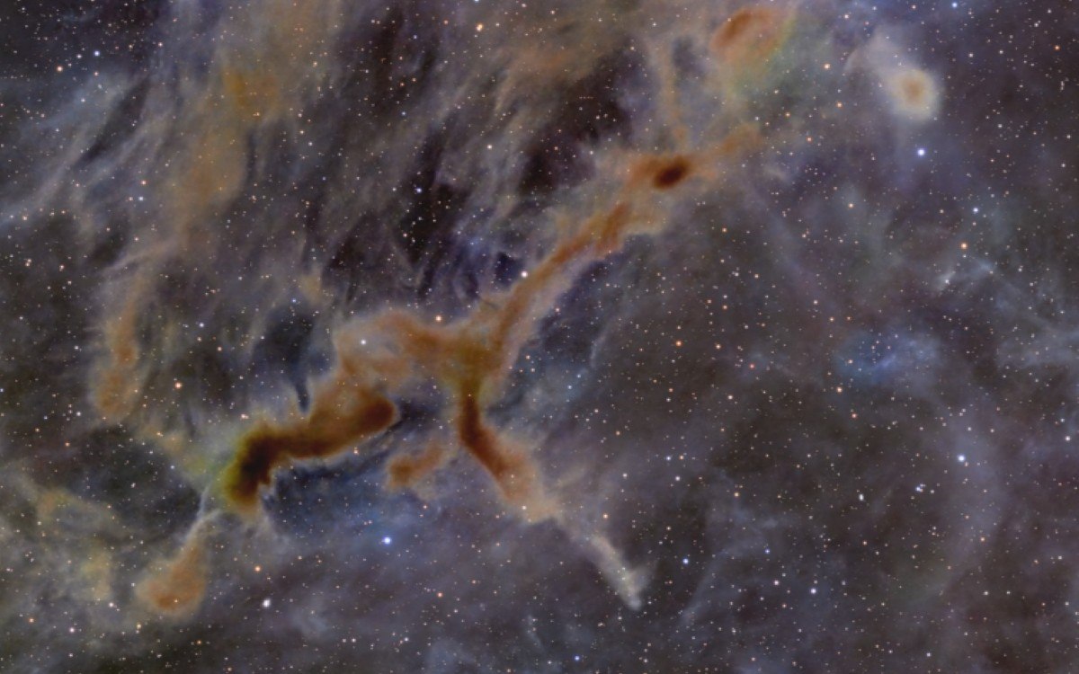 Une girafe galactique gambade dans la savane stellaire : voici l’incroyable photo de cette curiosité cosmique