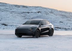 Tesla   Model Y Standard Grande Autonomie Propulsion