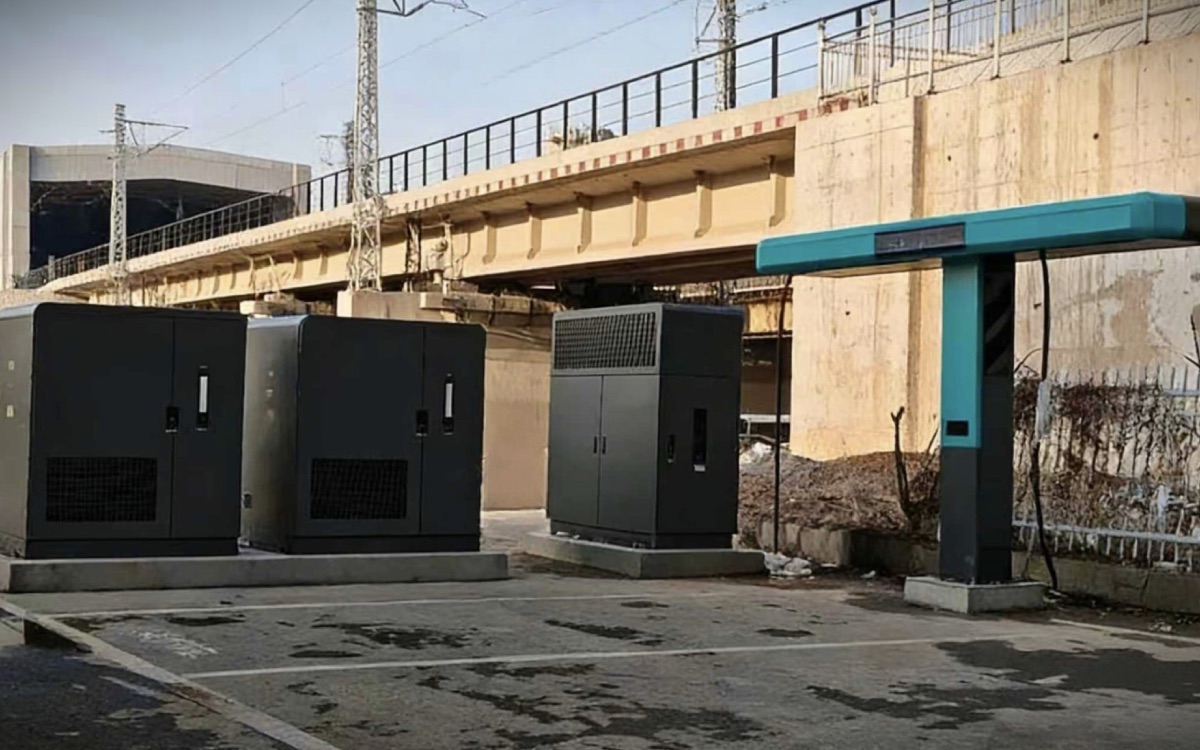 chargeur rapide byd 1500w