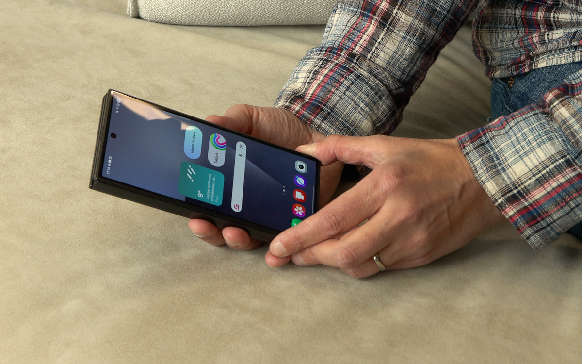 samsung galaxy z trifold prise en main