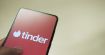 Tinder veut laisser l'IA scanner toutes les photos de votre smartphone