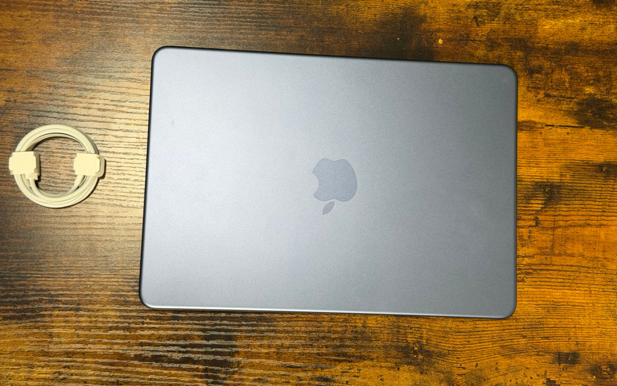 apple macbook neo test