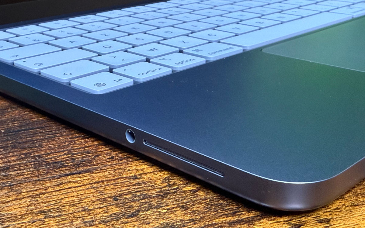 apple macbook neo test