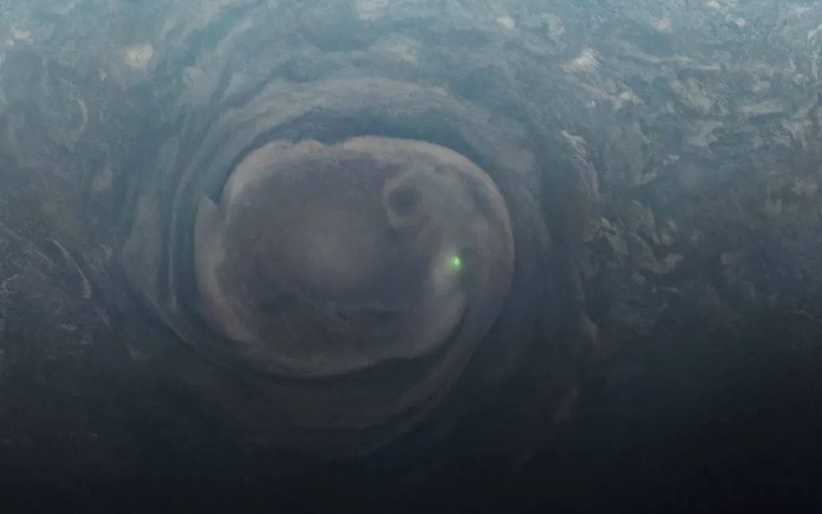 éclair Jupiter sonde Juno