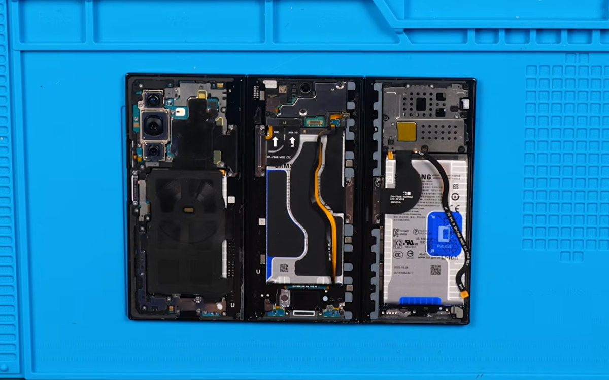 galaxy z trifold changement batterie