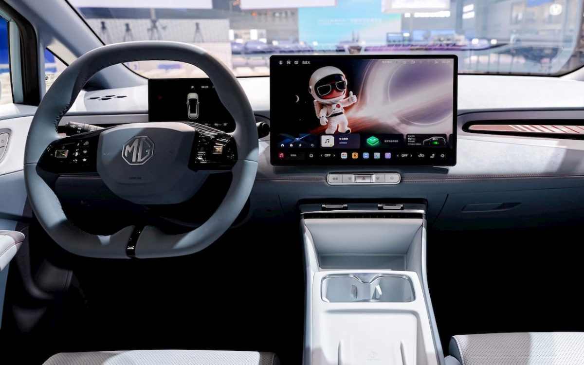 MG présente un SUV électrique nouvelle génération avec batterie semi-solide