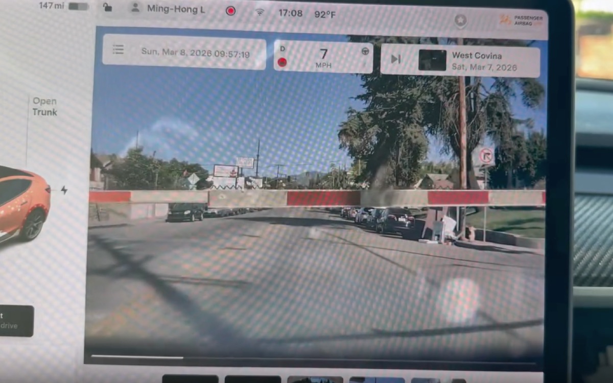 tesla fsd chemin de fer