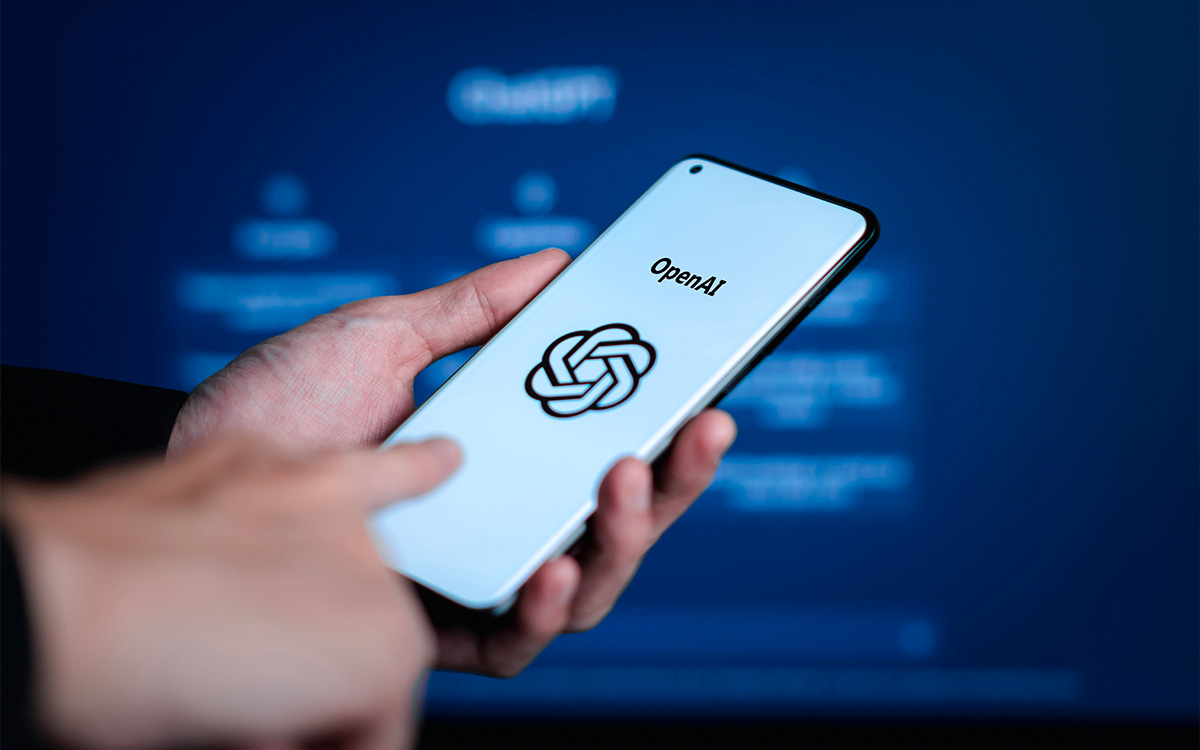 Ce mail vous paraît louche ? ChatGPT peut vous dire si c’est une arnaque, on vous explique tout