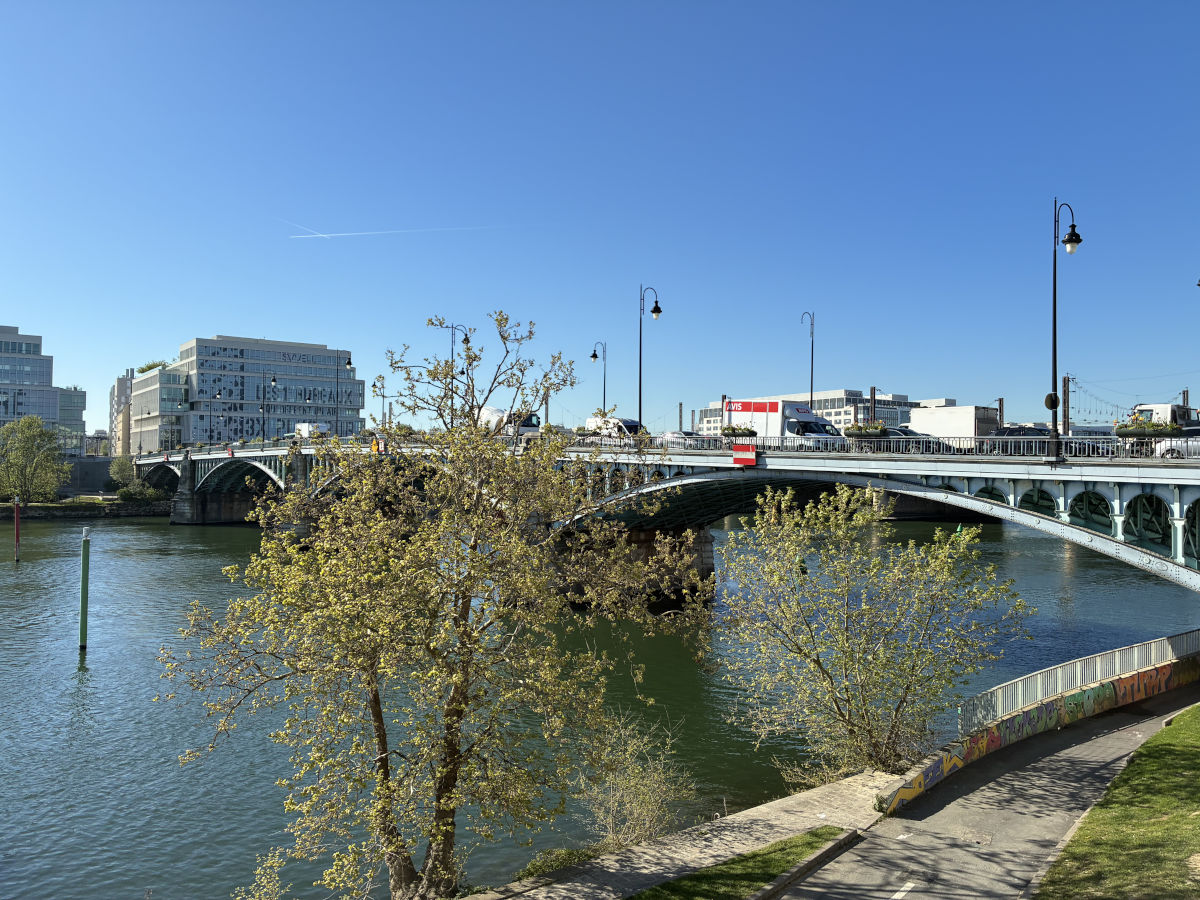 apple iphone 17e test