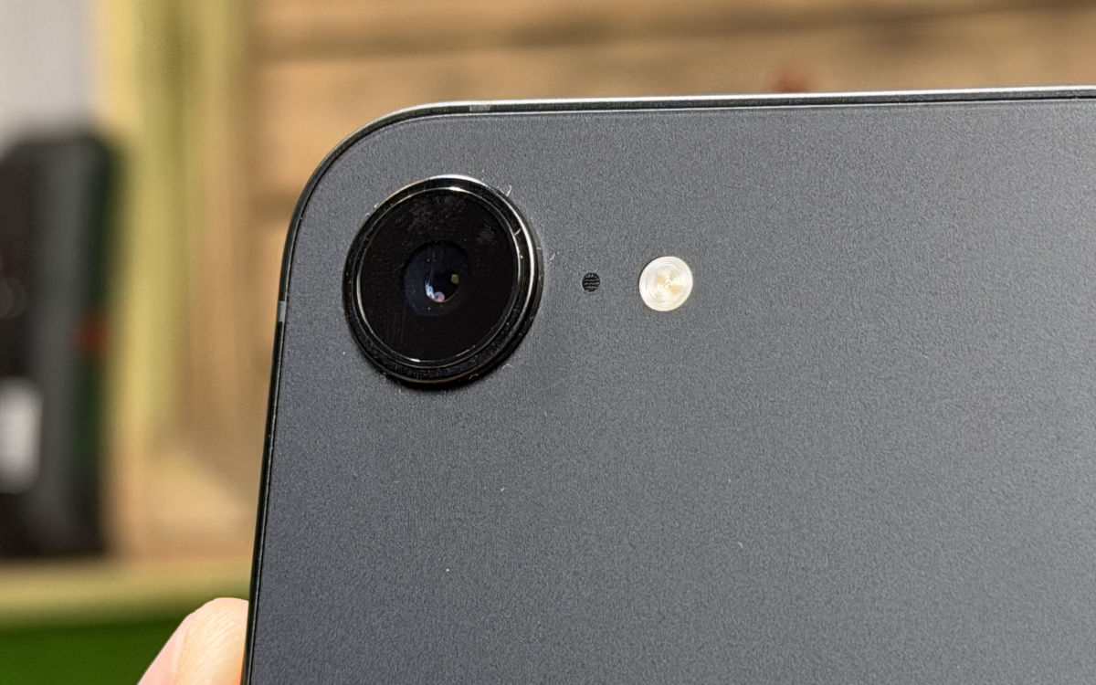 apple iphone 17e test