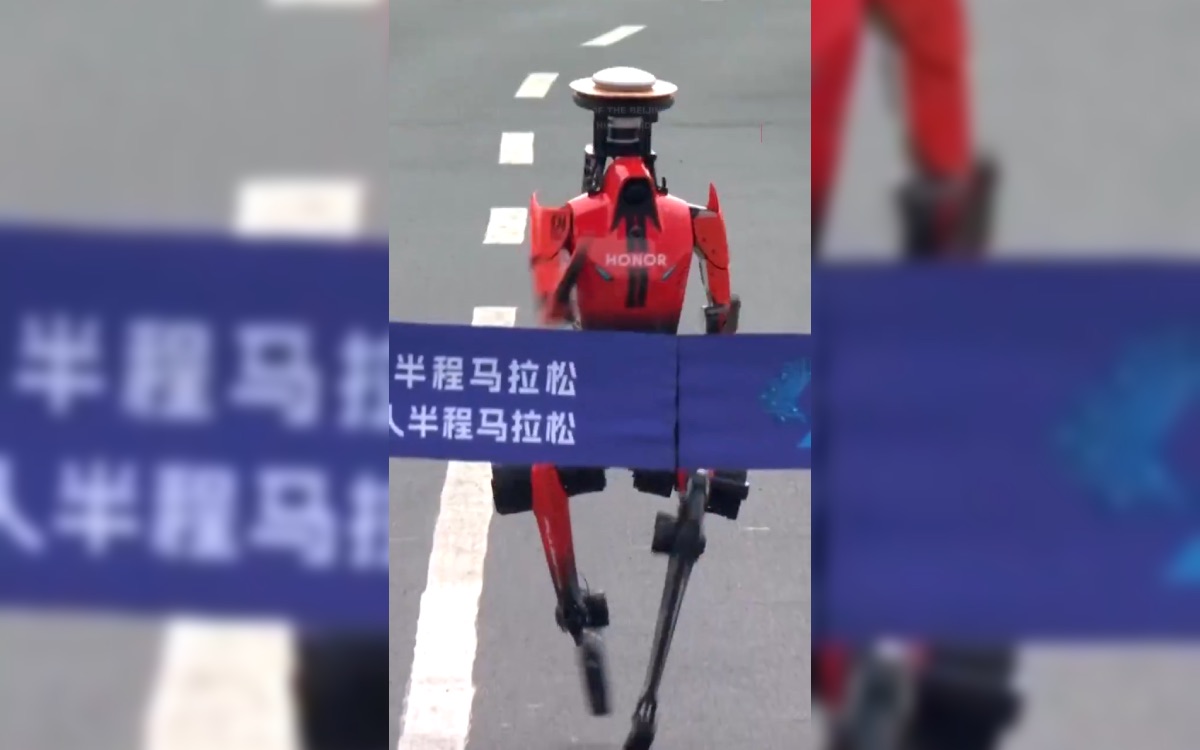 Ce robot humanoïde bat le record mondial du semi-marathon, vos nouvelles baskets peuvent rester au placard