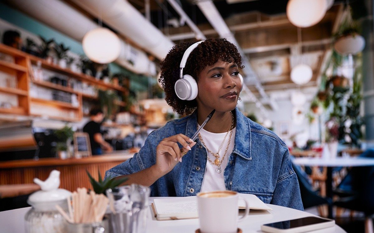 JBL Live 680NC