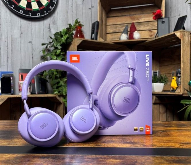 Test JBL Live 780NC mise en avant