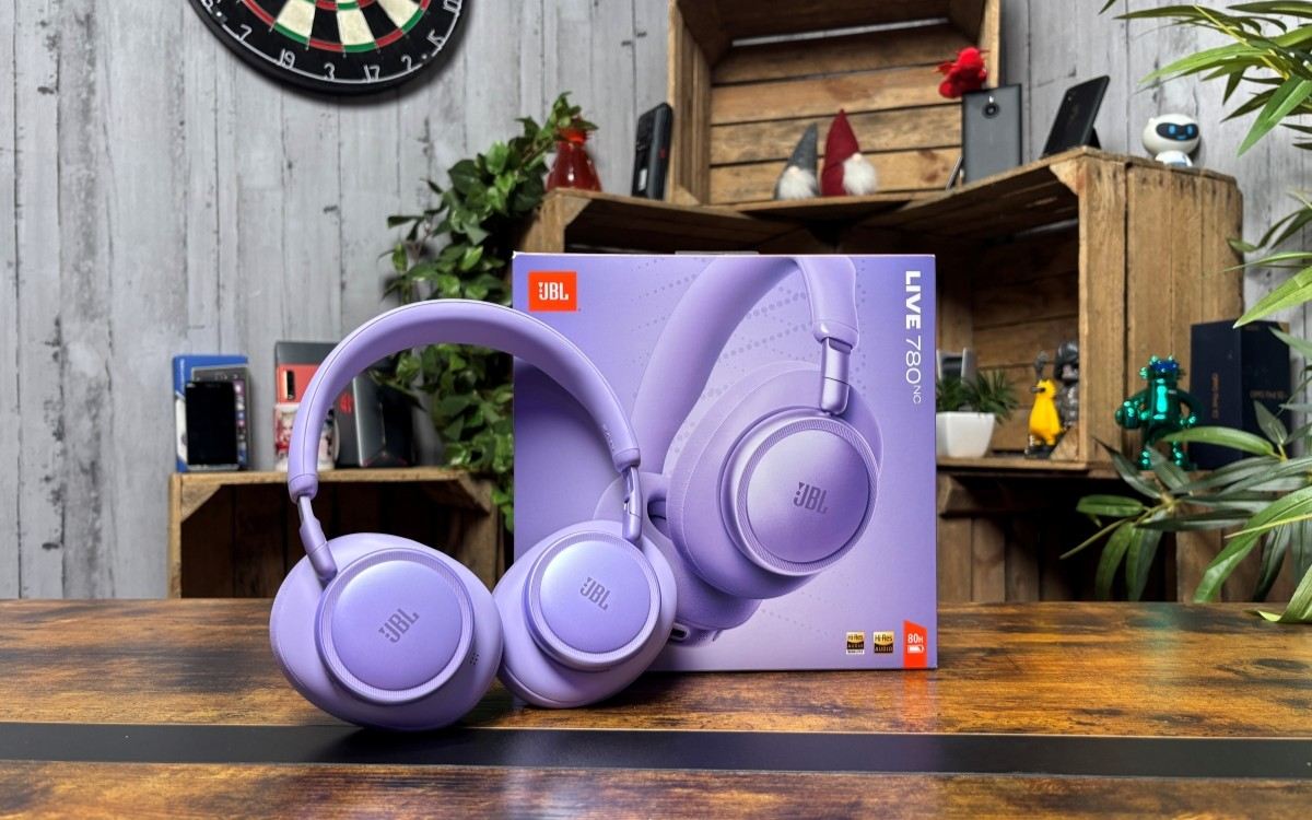 Test JBL Live 780NC mise en avant