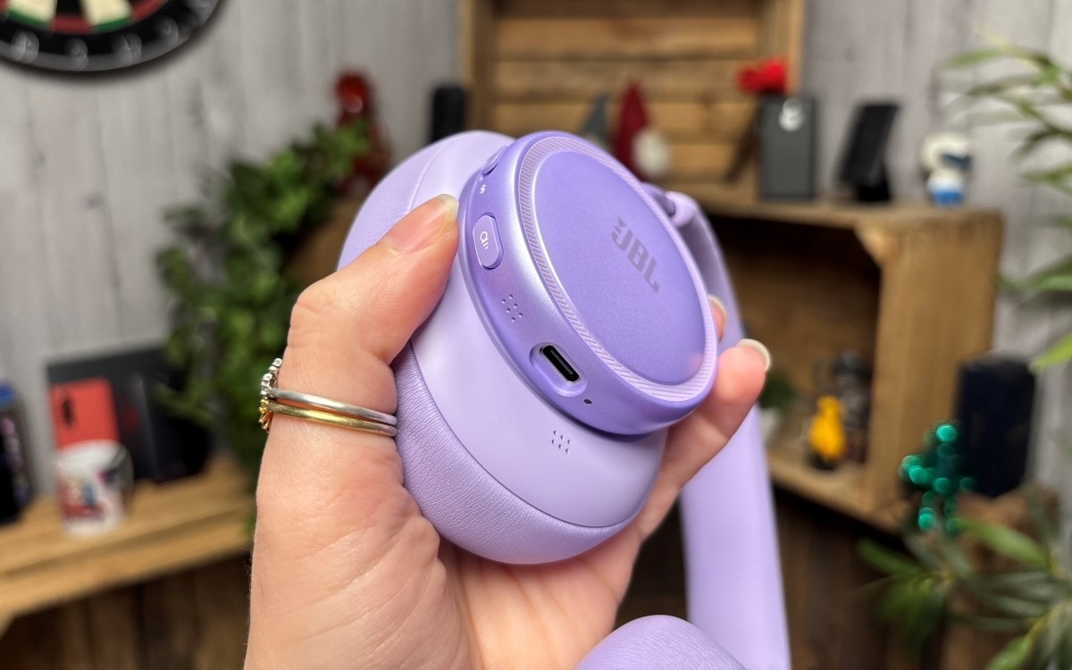 Test JBL Live 780NC port charge
