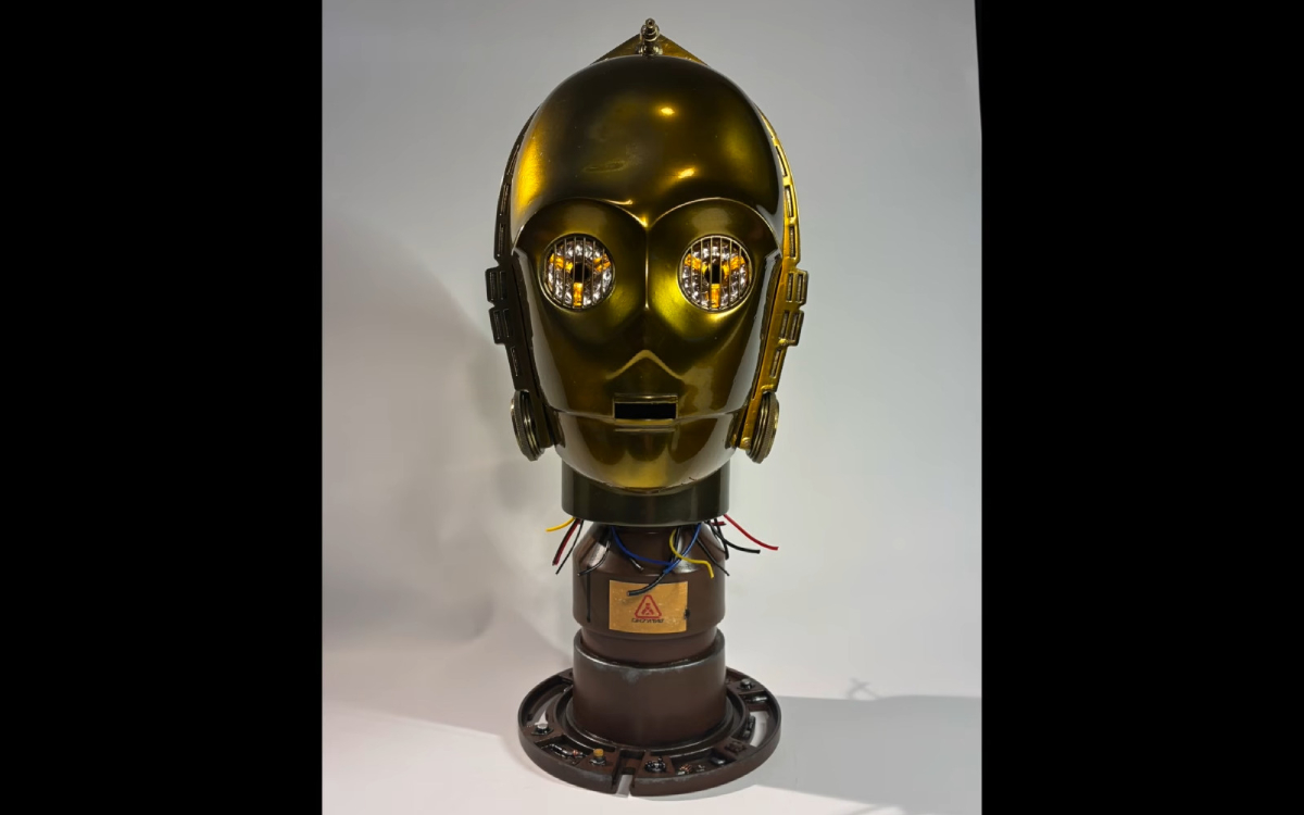 Star Wars : cette tête de C-3PO grandeur nature est capable de discuter avec vous