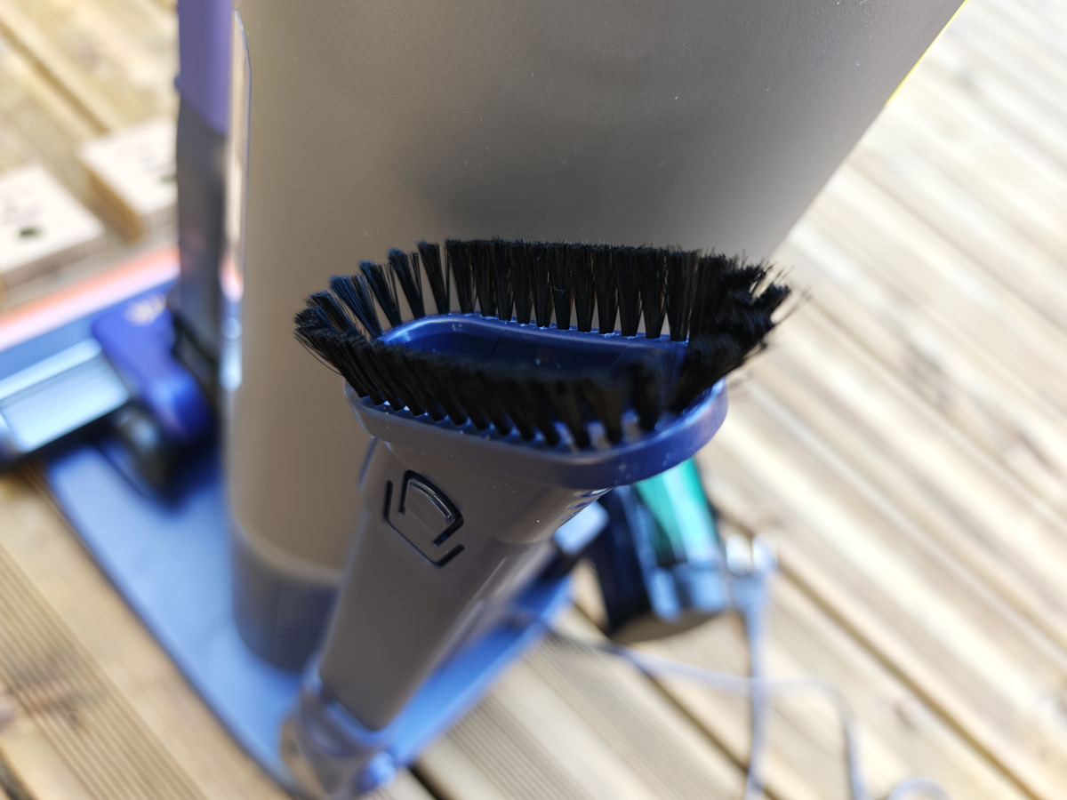 shark powerdetect pet pro clean empty