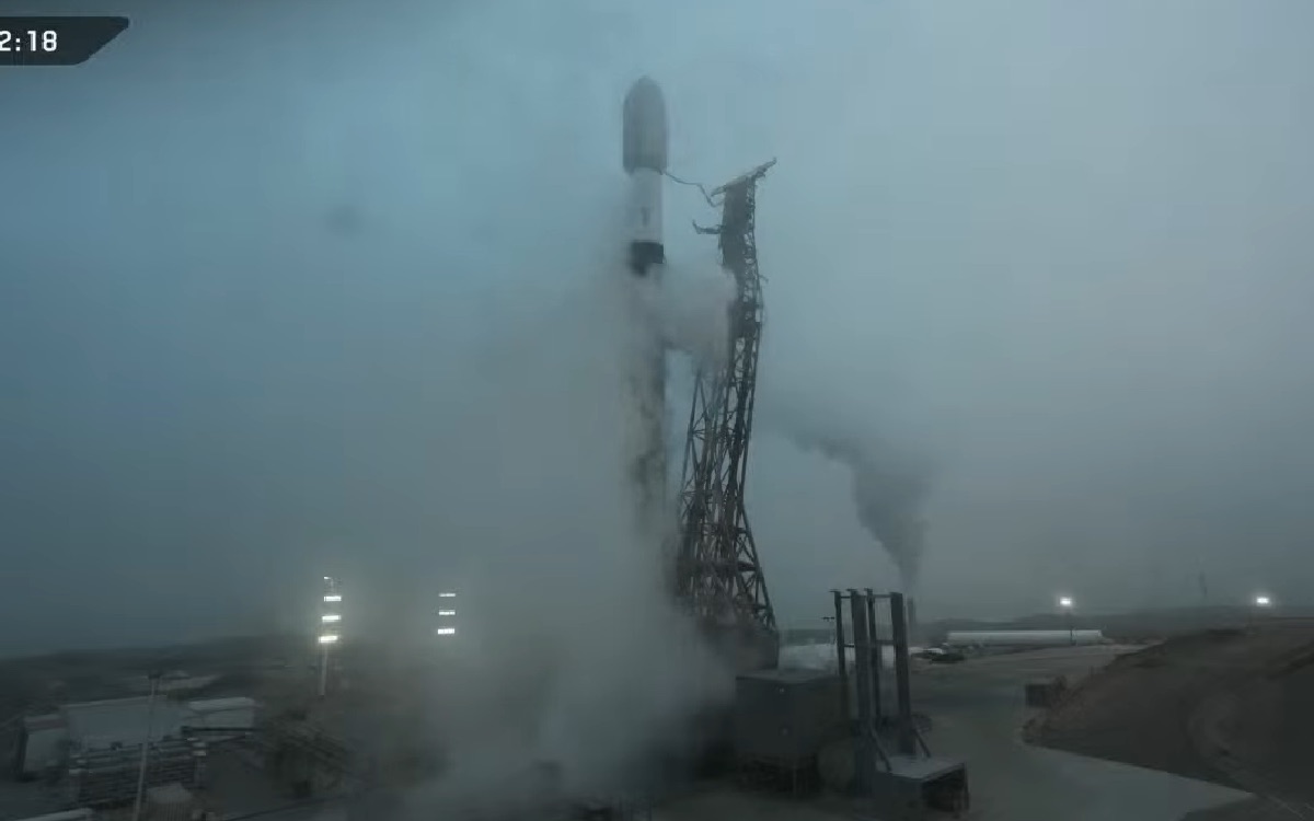space x satellites espions