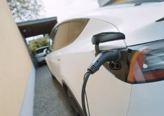 model y charge rapide