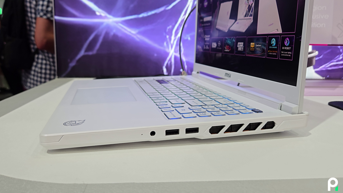 msi-crosshair-side