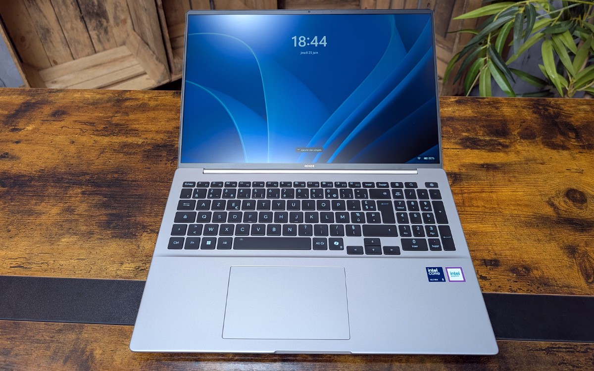 Honor Magicbook 16