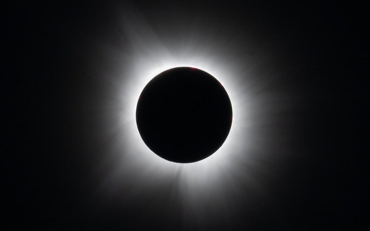 éclipse solaire totale NASA - Keegan Barber